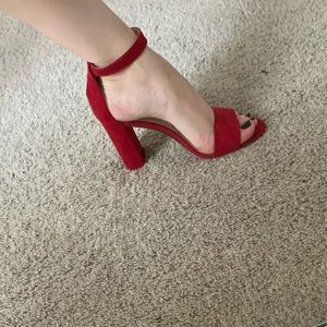 Nine West sandals worn once. Size 6.5